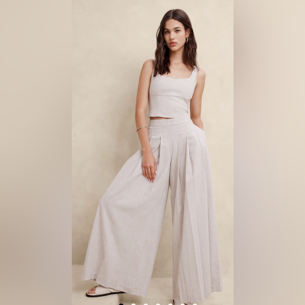 Banana Republic Factory Cream Wide Leg Pants